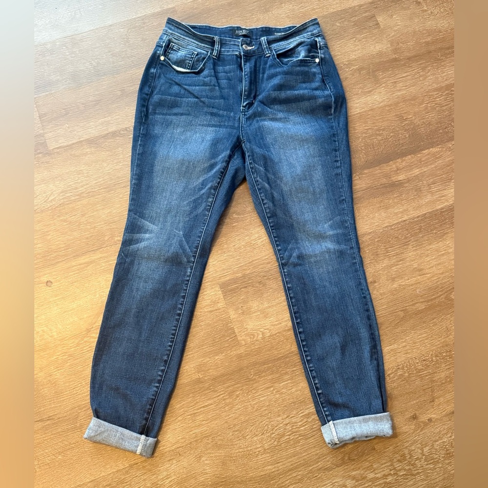 Judy Blue Denim Jeans in Classic Blue - mid rise - skinny